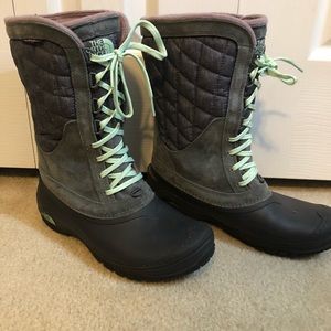 North Face Womens Winter Boots Size 7.5